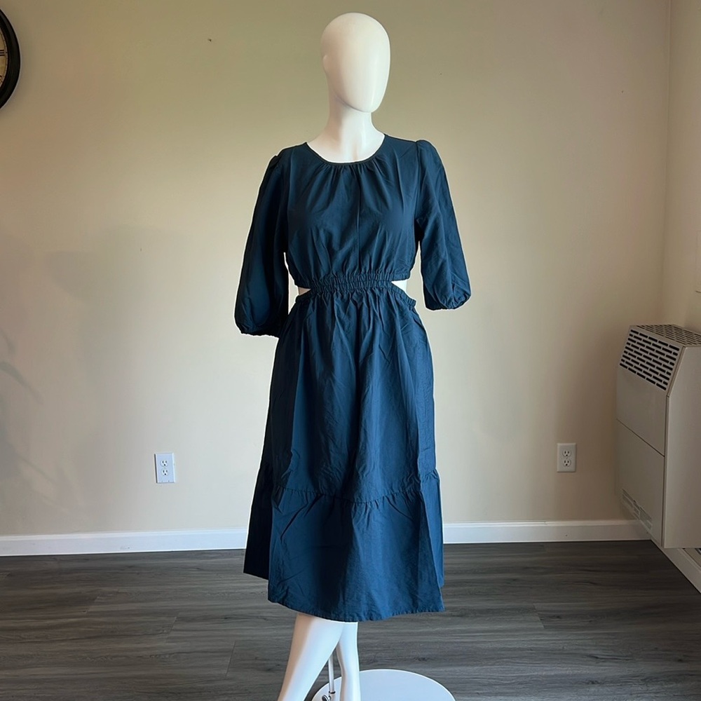 ISABEL by Ingrid & Isabel Cut Out Midi Maternity Dress in Blue.
